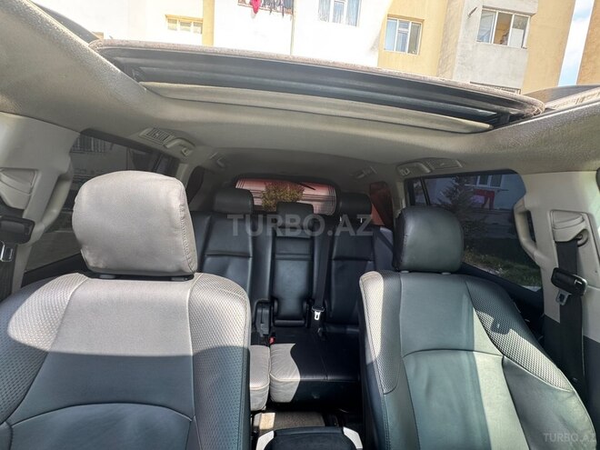 Toyota Land Cruiser Prado-13