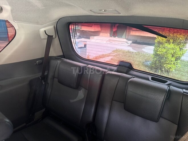 Toyota Land Cruiser Prado-9