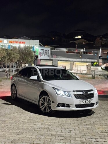 Chevrolet Cruze-12