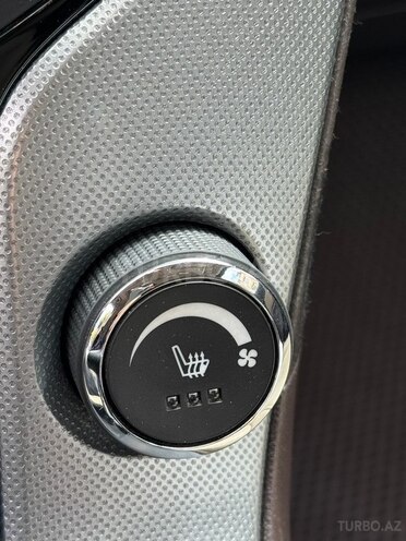 Chevrolet Cruze-19