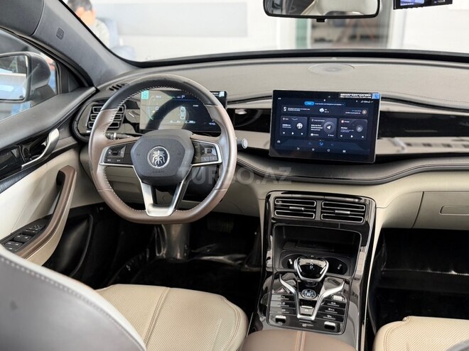 BYD Qin Plus-8