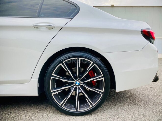BMW 528-7