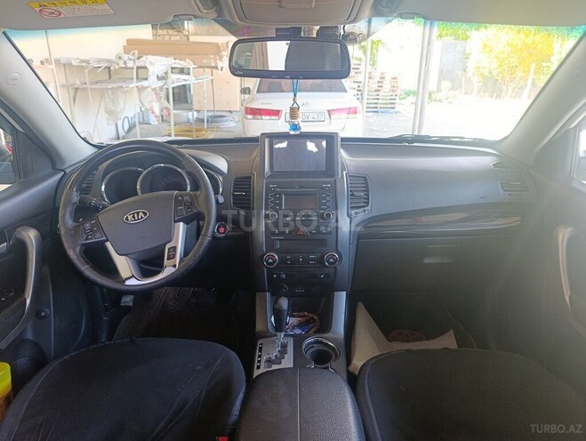 Kia Sorento-2
