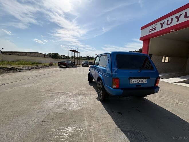 LADA (VAZ) Niva-8