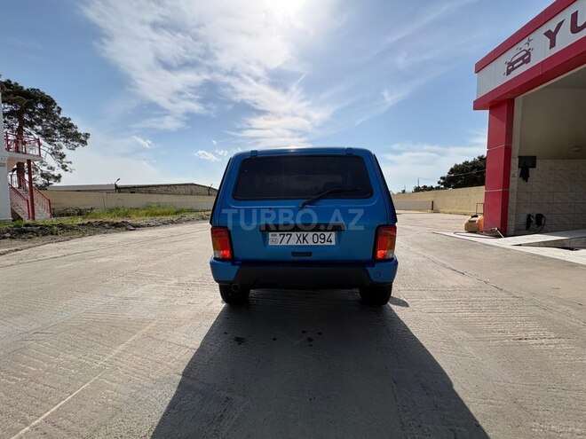 LADA (VAZ) Niva-9