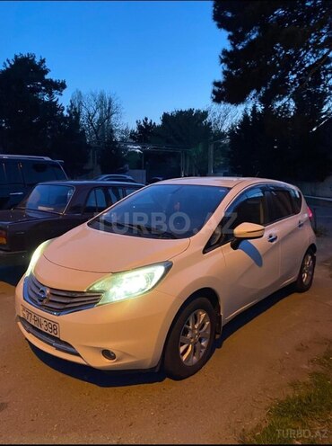 Nissan Note-1