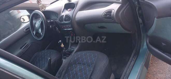 Peugeot 206-9
