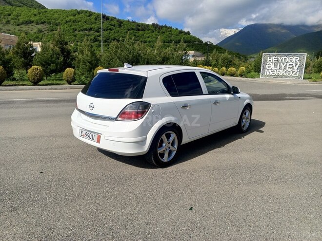 Opel Astra 2009, 289,462 km - 1.4 l - Şəki