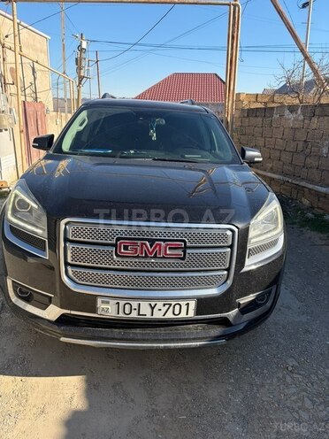 GMC Acadia-1