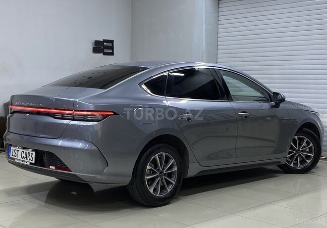 BYD Destroyer 05-13