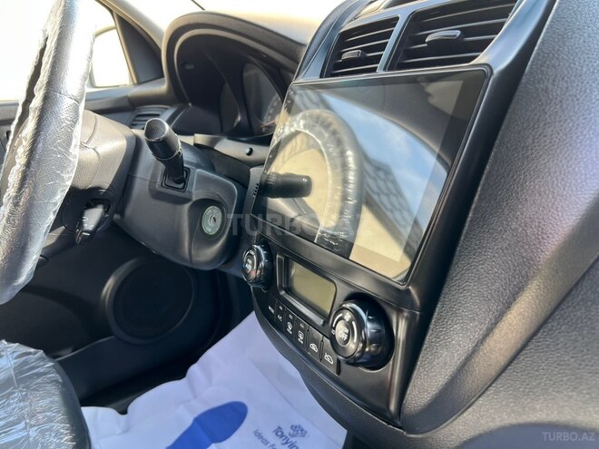 Kia Sportage-12