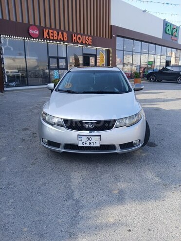 Kia Cerato-5
