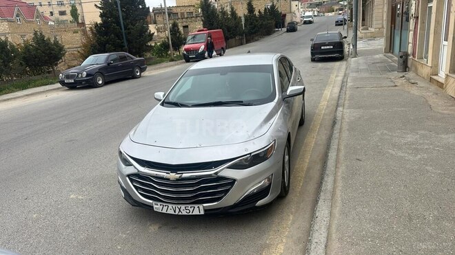 Chevrolet Malibu-1
