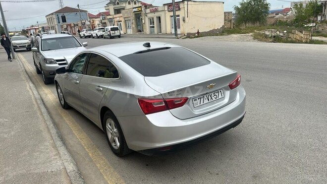 Chevrolet Malibu-5
