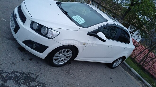 Chevrolet Aveo-4