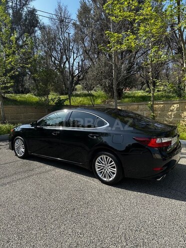 Lexus ES 250-6