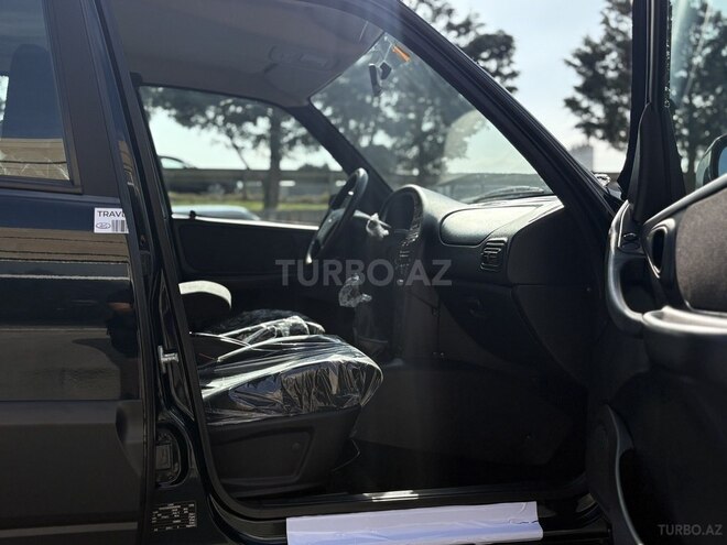 LADA (VAZ) Niva Travel 2024, 10,800 km - 1.7 л - Sumqayıt