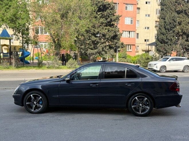 Mercedes E 220-6