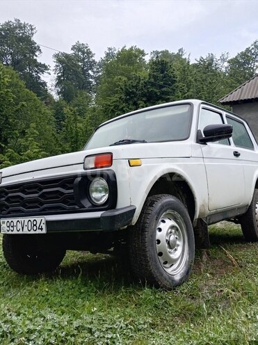 LADA (VAZ) Niva-8