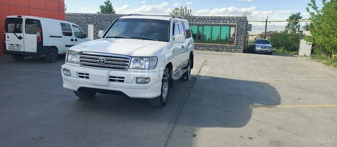 Toyota Land Cruiser-4