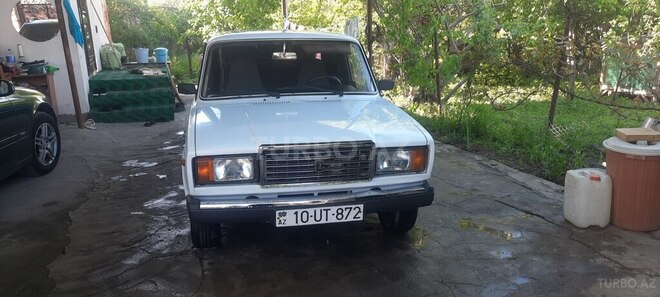 LADA (VAZ) 2107-1