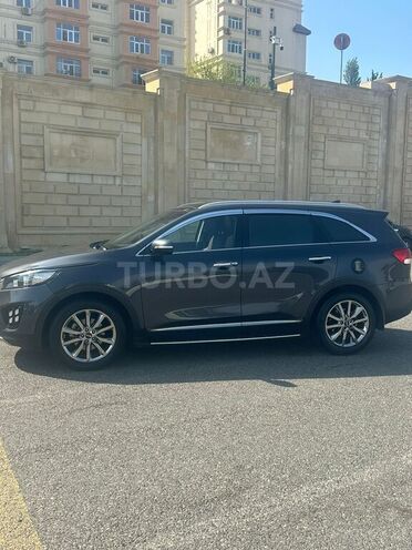 Kia Sorento-8
