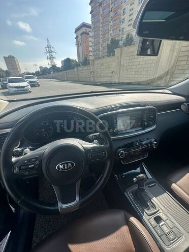 Kia Sorento-19