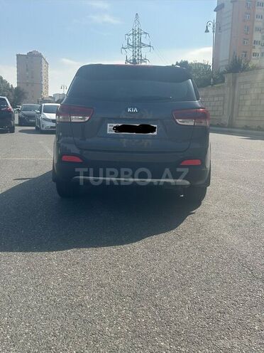 Kia Sorento-4