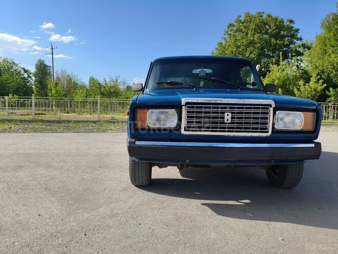 LADA (VAZ) 2107-1