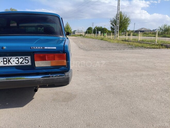 LADA (VAZ) 2107-5