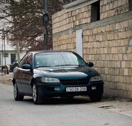Opel Omega-1