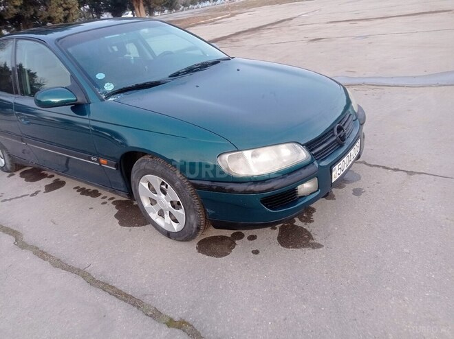 Opel Omega-4