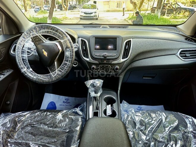 Chevrolet Equinox-8