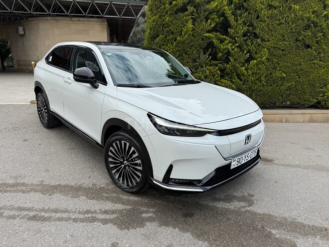 Honda e:NS1-3