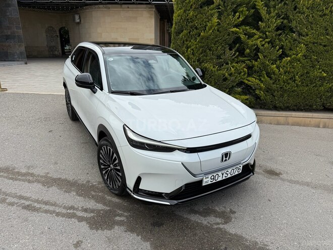 Honda e:NS1-4