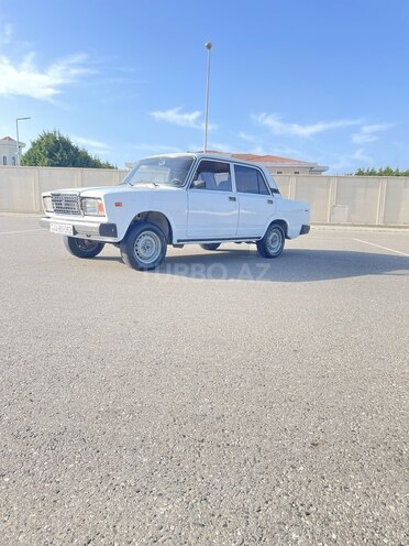 LADA (VAZ) 2107-2