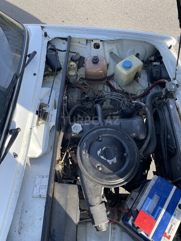 LADA (VAZ) 2107-16
