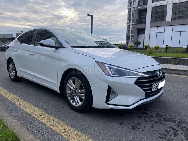 Hyundai Elantra-5