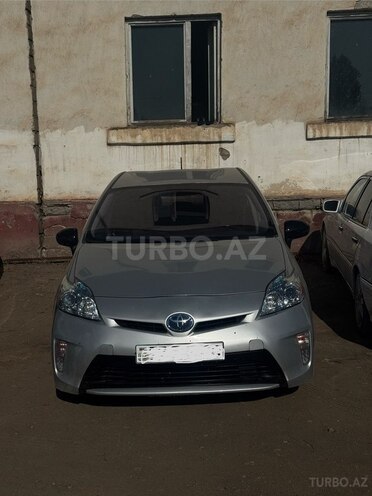 Toyota Prius-1