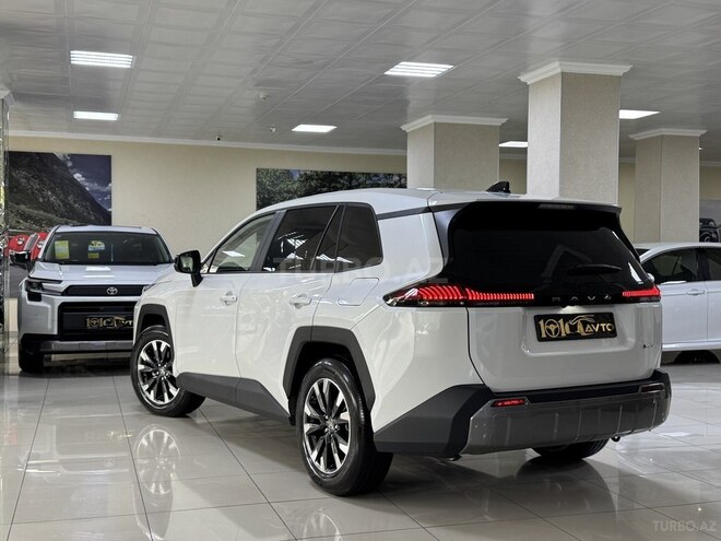 Toyota RAV4-9
