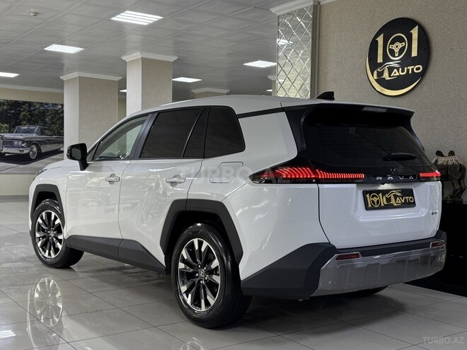 Toyota RAV4-6