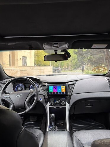 Hyundai Sonata-7