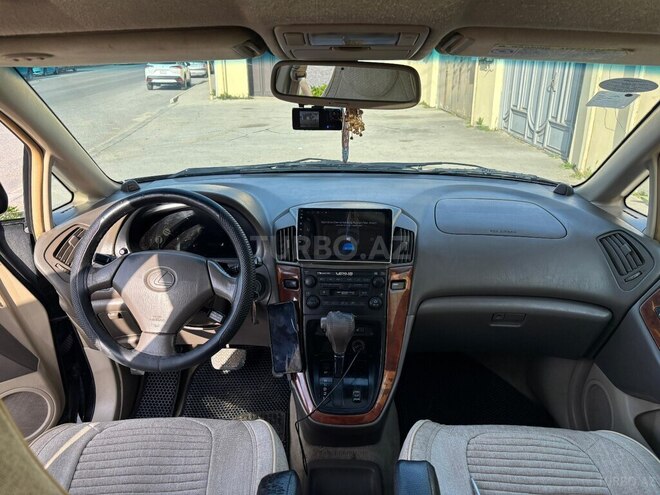 Lexus RX 300-7