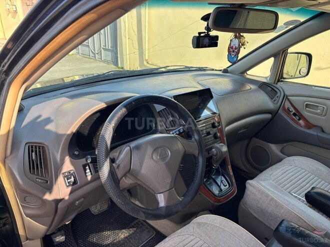Lexus RX 300-8