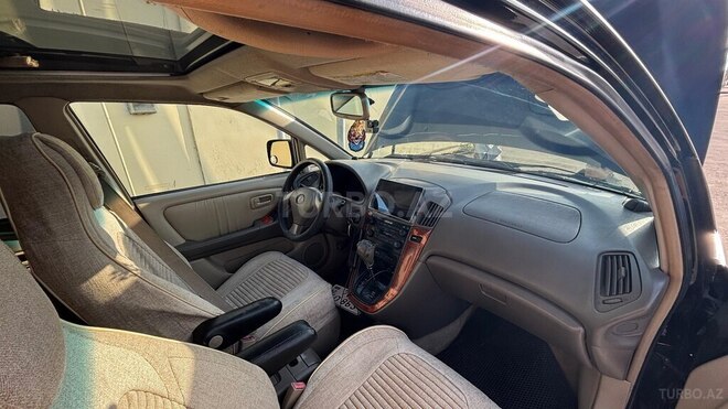 Lexus RX 300-12