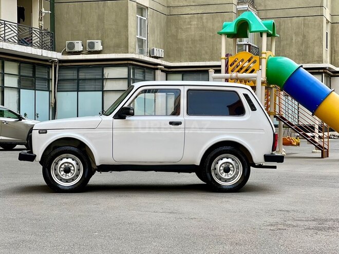LADA (VAZ) Niva-7