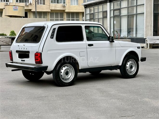 LADA (VAZ) Niva-16