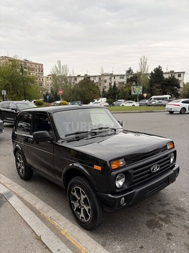 LADA (VAZ) Niva-11