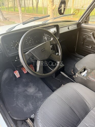 LADA (VAZ) 2107-4
