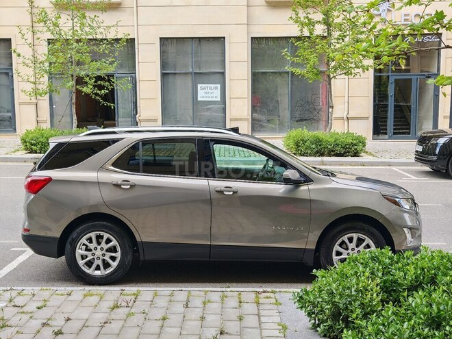 Chevrolet Equinox-5